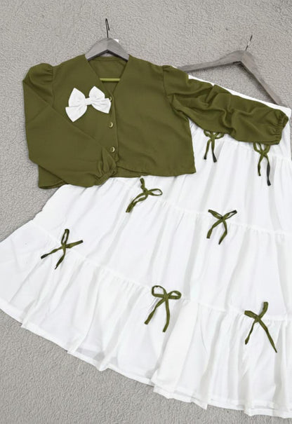 Attractive colors bow skirt